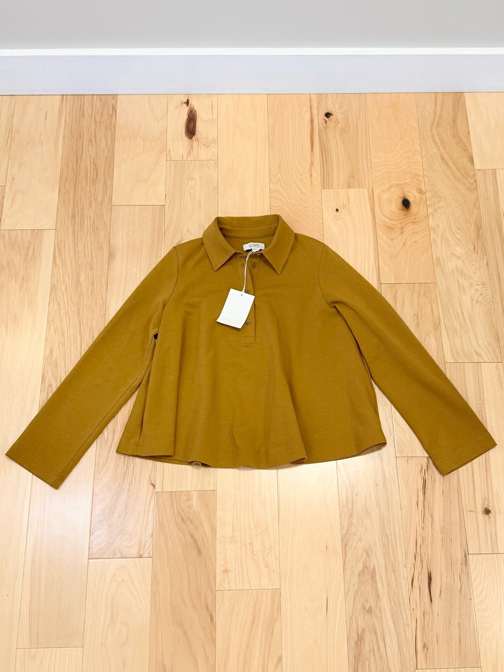 NWT COS Women’s Flared Cotton-Jersey Polo Shirt - Picture 2 of 5